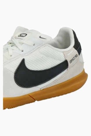 Детские футзалки Nike Streetgato Junior - Белый