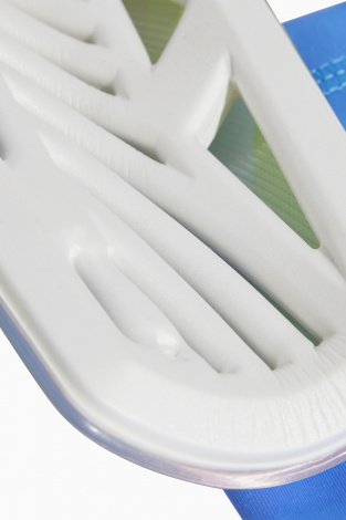 Футбольные щитки adidas Tiro League