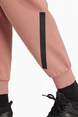 Штани adidas Z.N.E. - рожевий