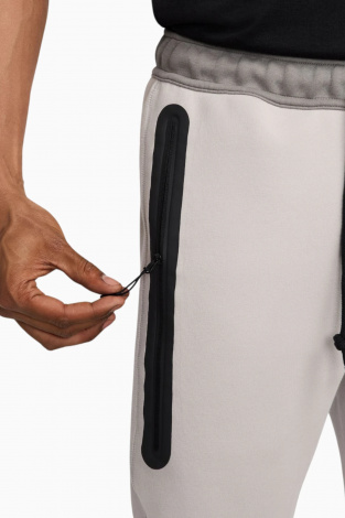 Штани Nike Sportswear Tech Fleece - Сірий