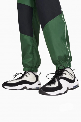 Штаны Nike Air Woven - зеленый