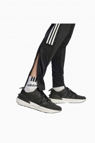 Штаны adidas Tiro Wordmark - черный