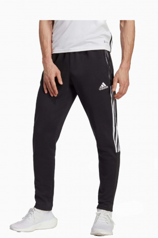 Штани adidas Essentials Fitted - чорний