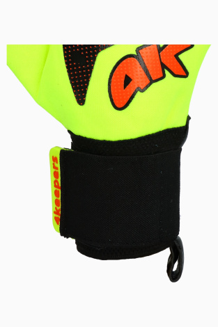 Детские вратарские перчатки 4keepers Elite Venom NC Junior