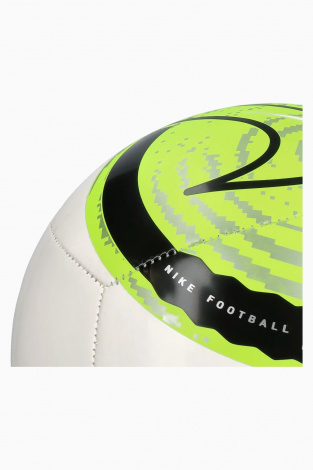 Футбольный мяч Nike Phantom