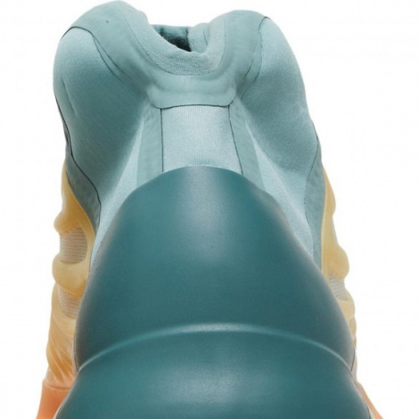 Кросівки Adidas Yeezy Qntm