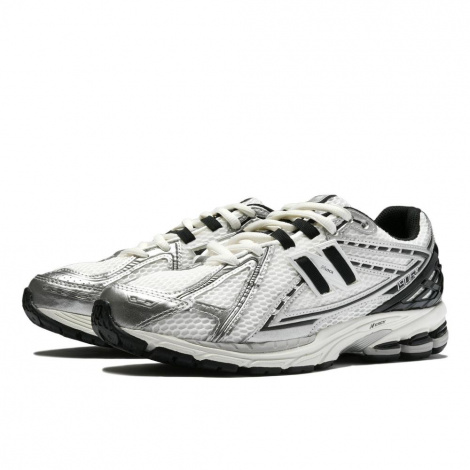 Кросівки New Balance 1906R біло-срібно-чорні M1906RER