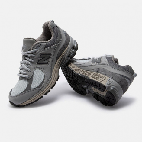 Кросівки New Balance 2002R