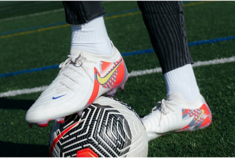 Футбольні бутси Nike Phantom GX II Elite SE x Barna FG FZ1527-001
