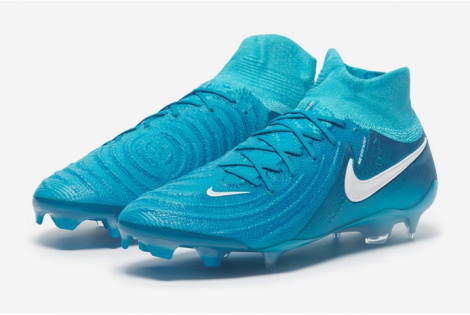 Футбольні бутси Nike Phantom Luna II Elite FG FJ2572-400