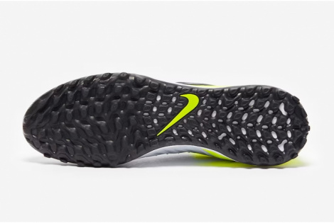 Сороконіжки Nike Phantom GX II Pro TF FJ2583-003