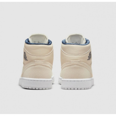 Кроссовки Wmns Air Jordan 1 Mid Se