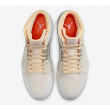 Кроссовки Jordan 1 Mid