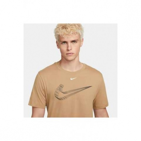 Футболка Nike T-Shirt Sportswear