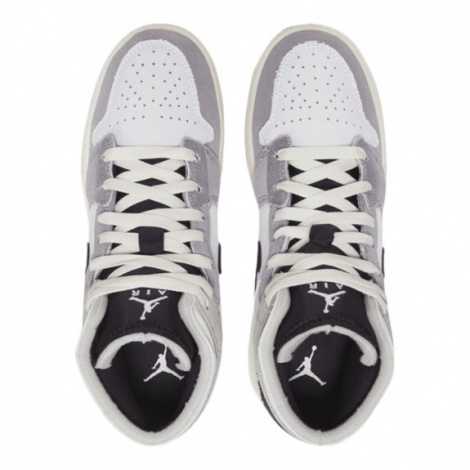 Кроссовки Wmns Jordan 1 Mid