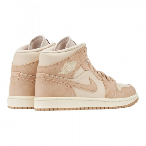 Кроссовки Wmns Jordan 1 Mid Se