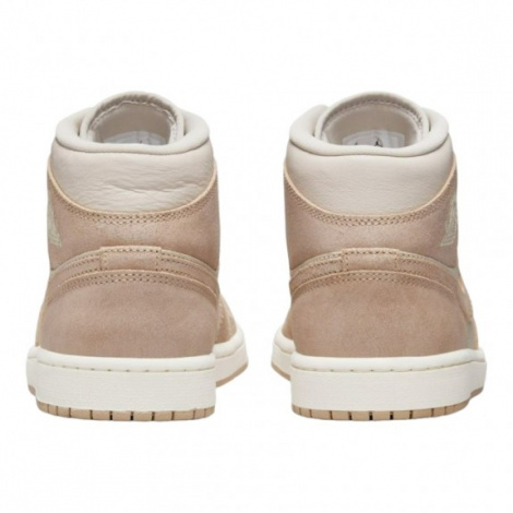 Кроссовки Wmns Jordan 1 Mid Se