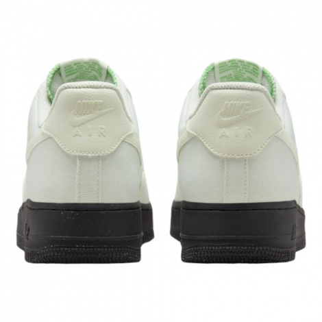 Кроссовки Nike Air Force 1 07 Lv8