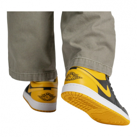 Кросівки Nike Air Jordan 1 Low