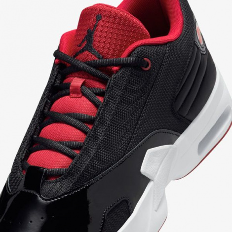 Кросівки Nike JORDAN MAX AURA 6 чорно-червоні FQ8298-006