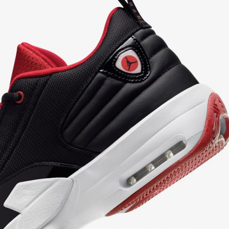 Кросівки Nike JORDAN MAX AURA 6 чорно-червоні FQ8298-006