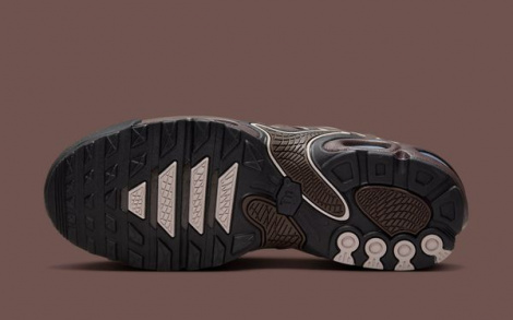 Nike Air Max Plus Drift Brown