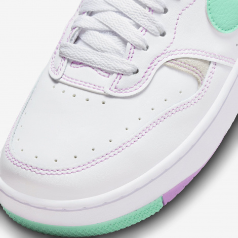 Кросівки Nike GAMMA FORCE білі FN7109-100