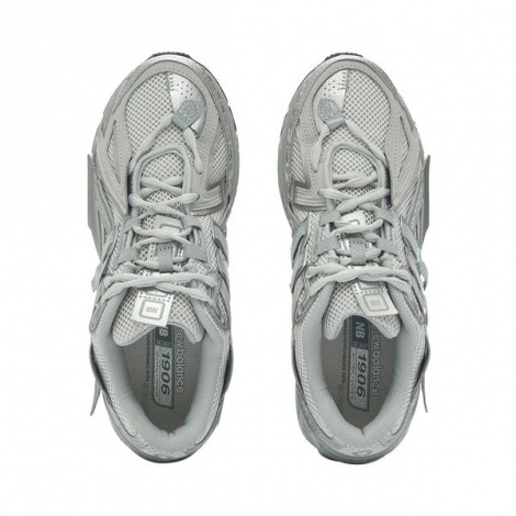 Кросівки New Balance 1906A сірі M1906AG
