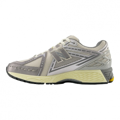 Кросівки New Balance 1906R бежево-сірі M1906RRD