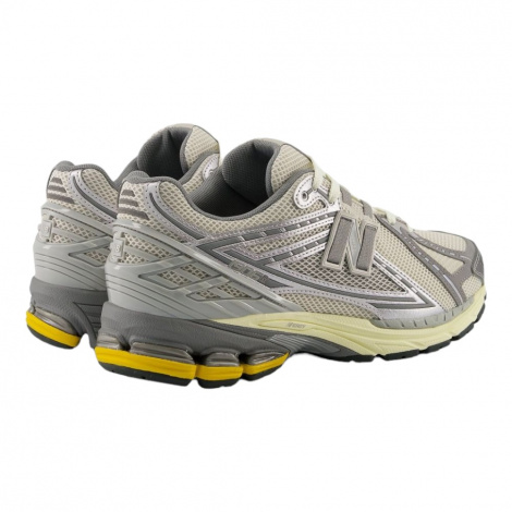 Кросівки New Balance 1906R бежево-сірі M1906RRD