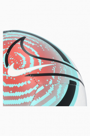 Футбольный мяч Nike Phantom