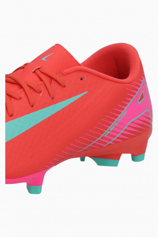 Бутси Nike Zoom Mercurial Vapor 16 Academy FG/MG - червоний