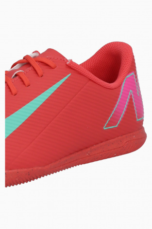 Детские футзалки Nike Mercurial Vapor 16 Club IC Junior - красный