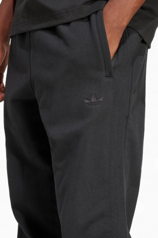 Штани adidas Premium Essentials - чорний