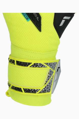 Детские вратарские перчатки Reusch Attrakt Freegel Silver Junior