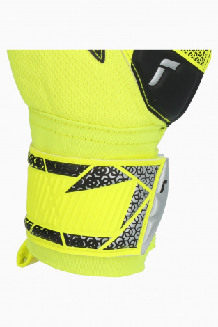 Детские вратарские перчатки Reusch Attrakt Silver Junior