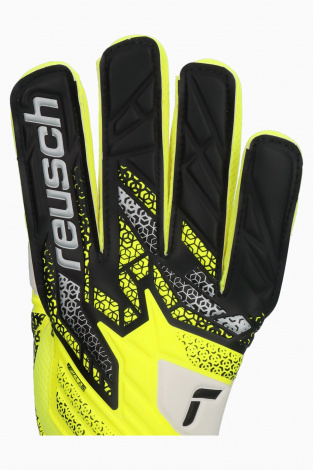 Вратарские перчатки Reusch Attrakt Grip
