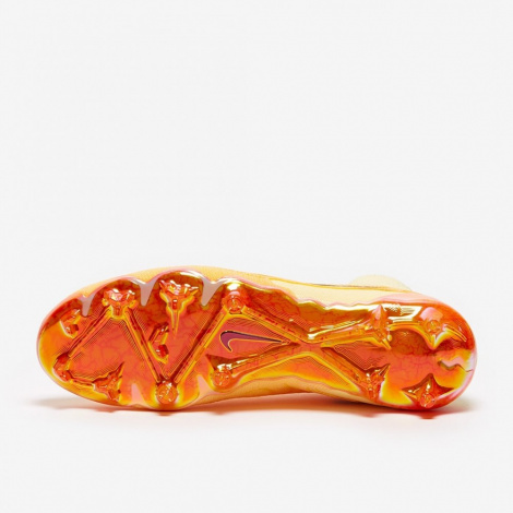 Бутсы Nike Phantom Gx Elite Df Fg Se