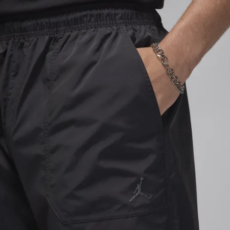 Спортивні штани Nike JORDAN ESSENTIALS WOVEN PANTS чорні FV7306-010
