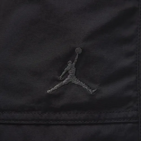 Спортивні штани Nike JORDAN ESSENTIALS WOVEN PANTS чорні FV7306-010