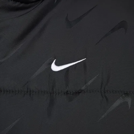 Куртка женская Nike SPORTSWEAR CLASSIC THERMA-FIT LOOSE PUFFER JACKET черная FV7941-010