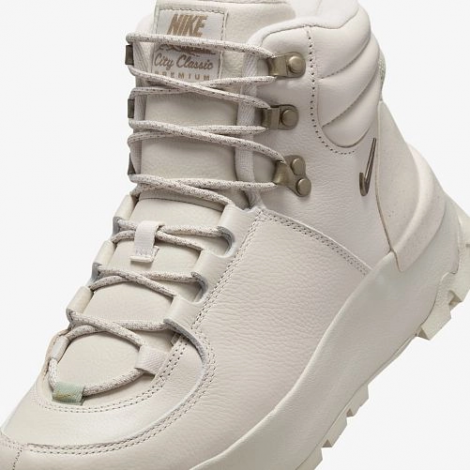 Черевики жіночі Nike CITY CLASSIC PREMIUM WATERPROOF BOOT кремові FZ8629-100