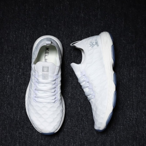 Кросівки жіночі Kelme CITY білі 66832502.9100