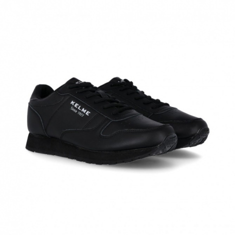 Кросівки Kelme VICTORY чорні 52.186.0026W