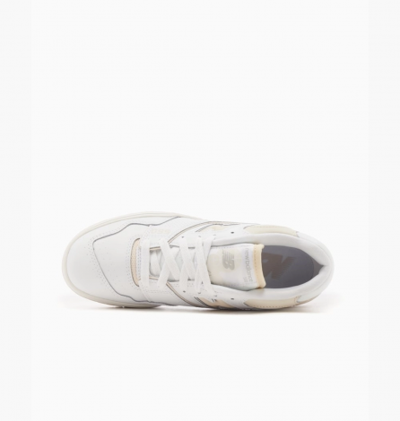 Кросівки жіночі New Balance 550 біло-кремові BBW550BK