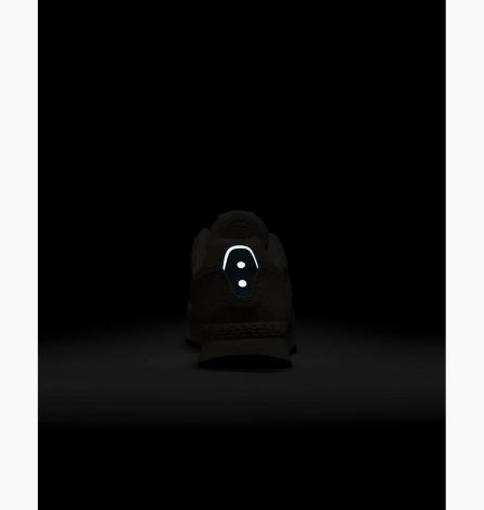 Кроссовки Nike Venture Runner