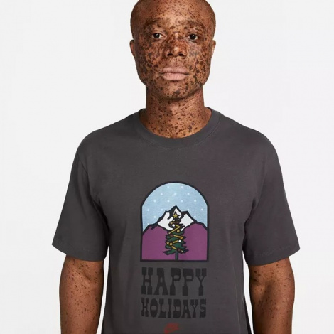 Футболка Nike Tee