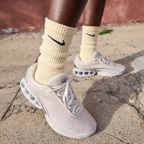 Кросівки Nike Air Max Dn
