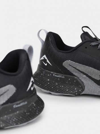 Кросівки Чоловічі Nike Juniper Trail 3