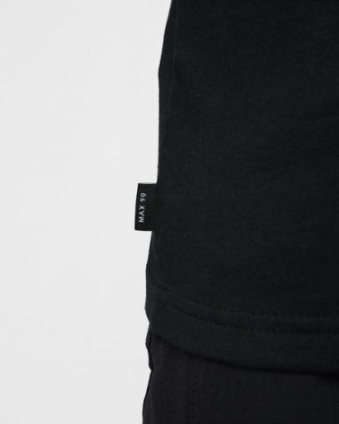 Футболка Nike MAX90 SNEAKER PATCH POCKET чорна HJ0574-010
